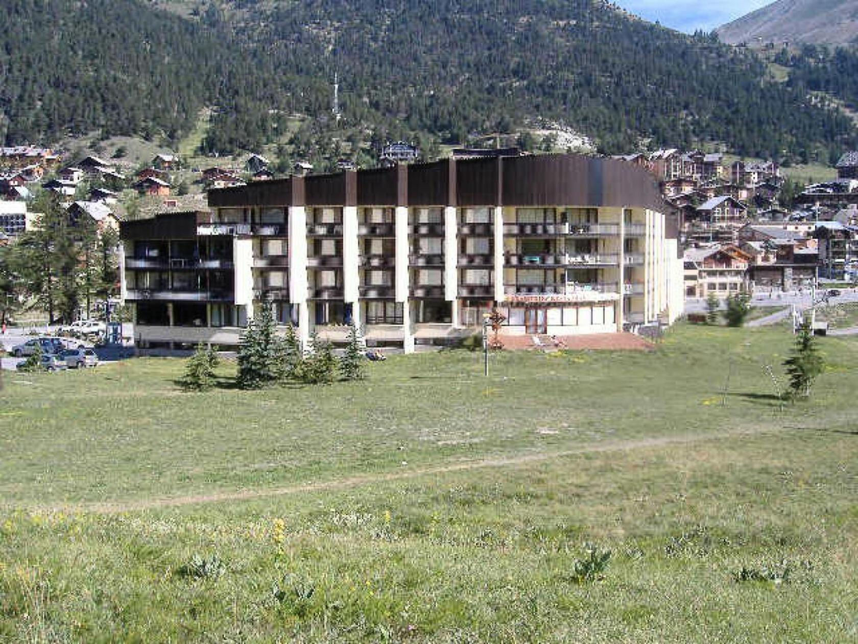 Residence Chalmettes - Joli Studio Renove Avec Acces Direct Aux Pistes. Parking Prive. Mae-8704 Montgenèvre Buitenkant foto